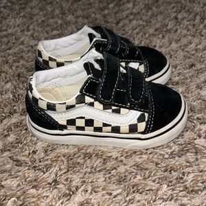 Toddler Checkered Velcro Vans